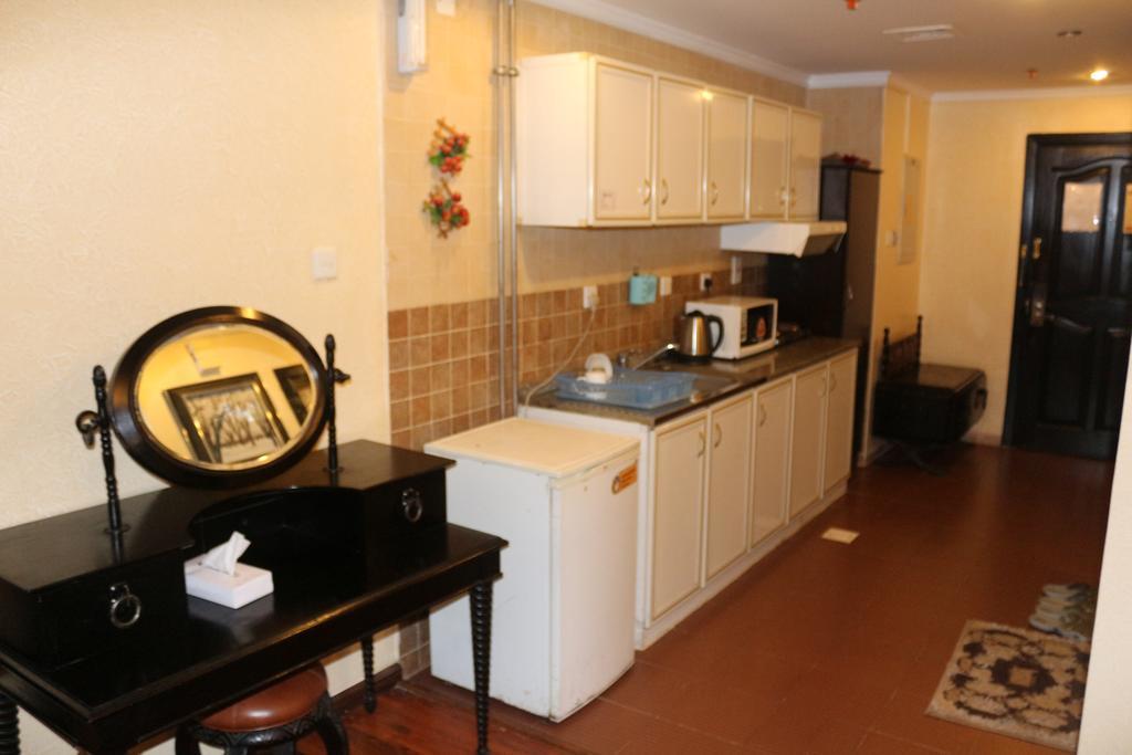 Hafez Hotel Apartments - Al Ras Metro Station Dubai Exteriör bild